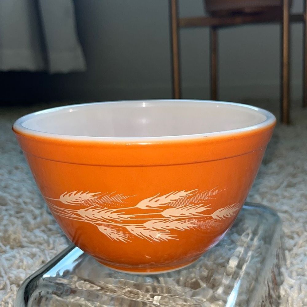 Pyrex Autumn Harvest Wheat Mixing Bowl #401 Vintage 75ML